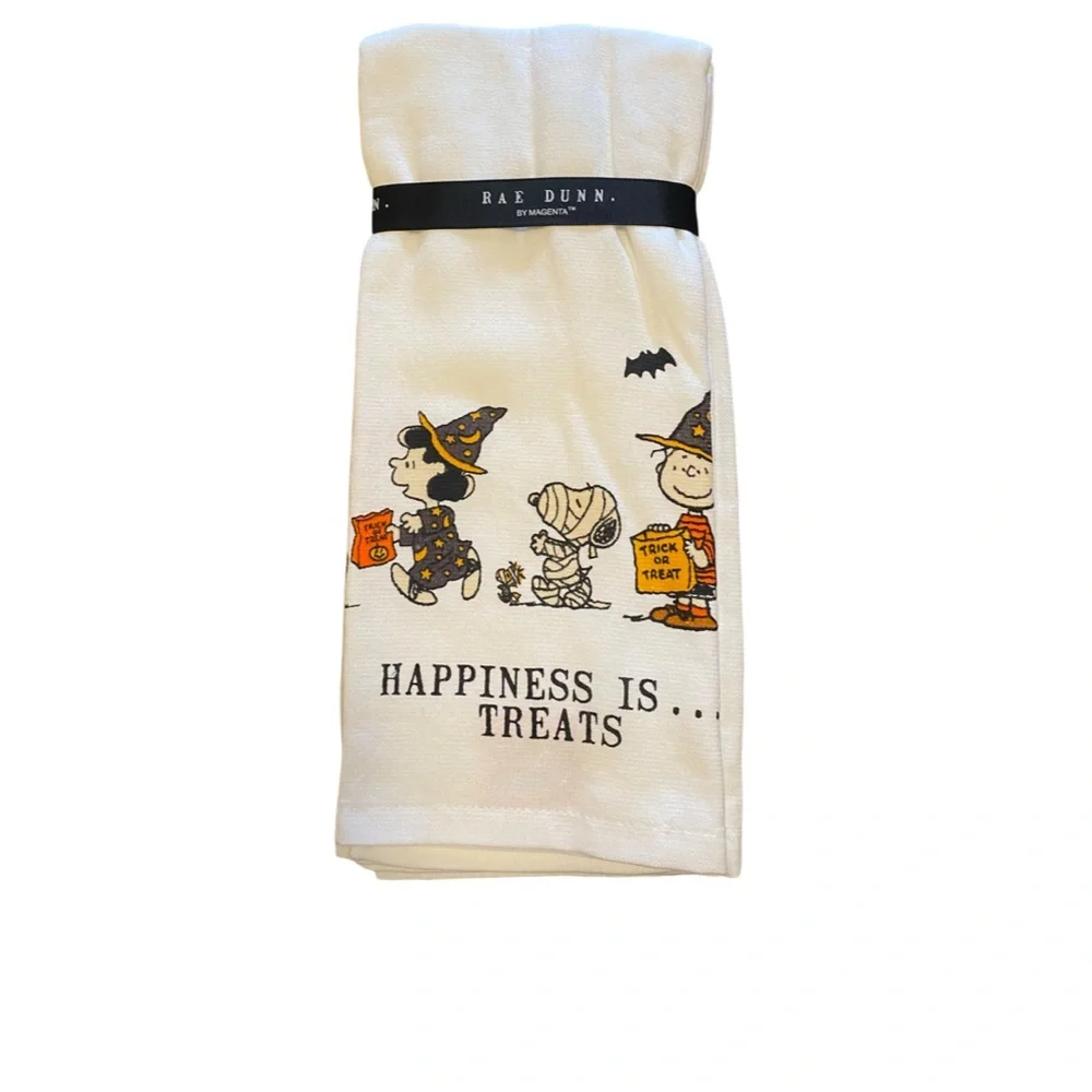 Rae Dunn Peanuts Halloween Kitchen Towels Snoopy HAPPINESS IS TREATS!